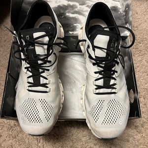 On cloud - Cloud X size 13